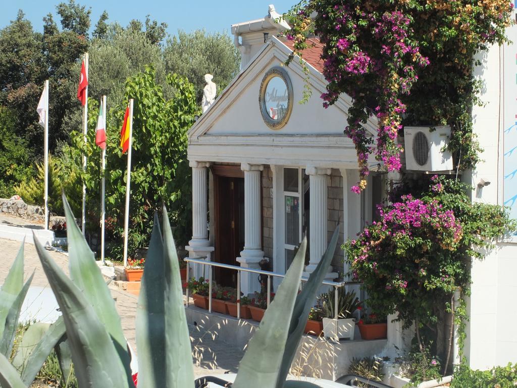 Akyali Hotel Guvercinlik  Ngoại thất bức ảnh